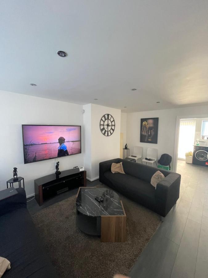 Tilbury Docks Rooms For Short Letting 외부 사진
